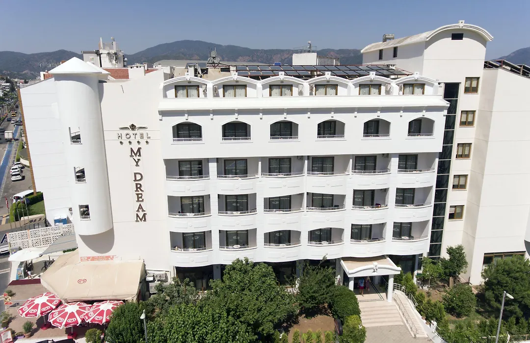 My Dream Hotel-1