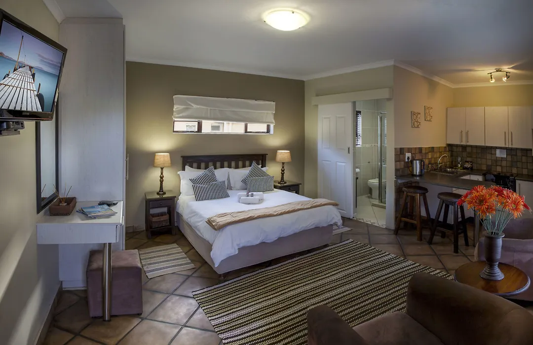 Lalapanzi Guest Lodge-1