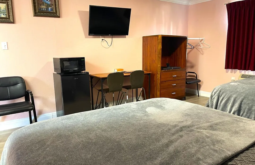Travel Inn-1
