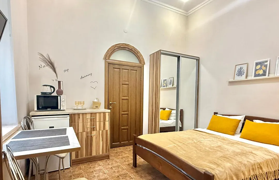 Studio Apartment Cute-1