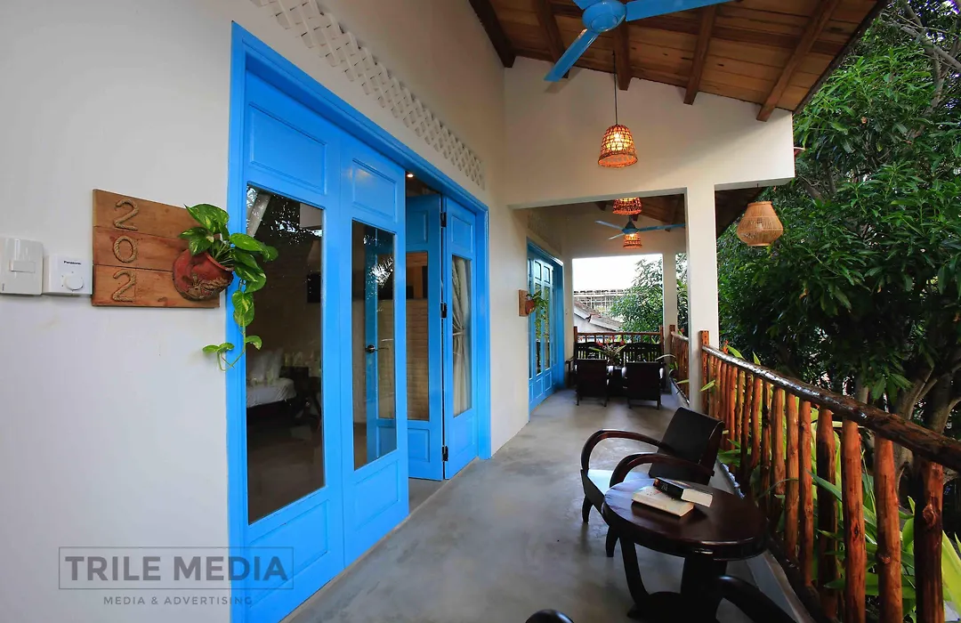 Life Beach Villa-1