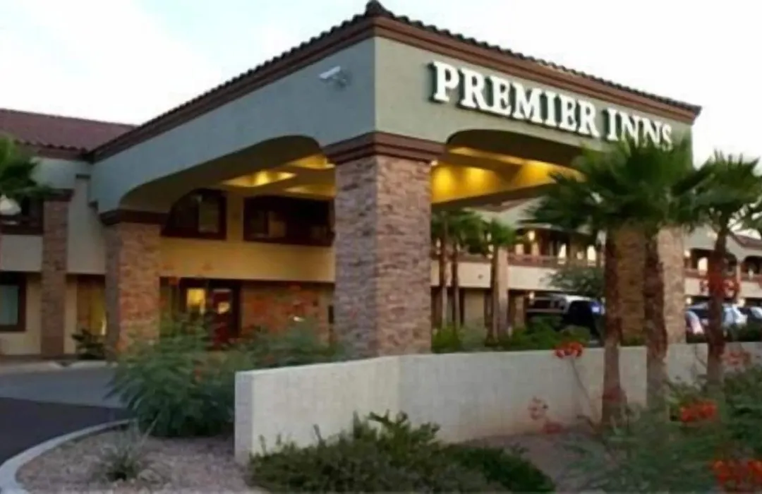 Premier Inns Tolleson-1