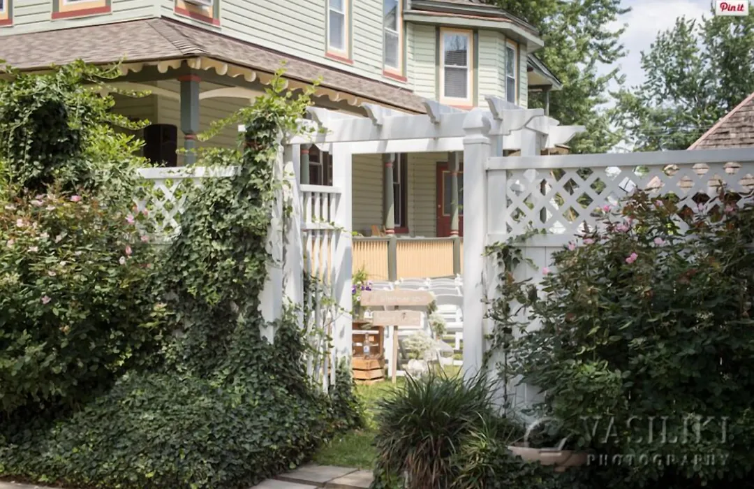 Vandiver Inn-1