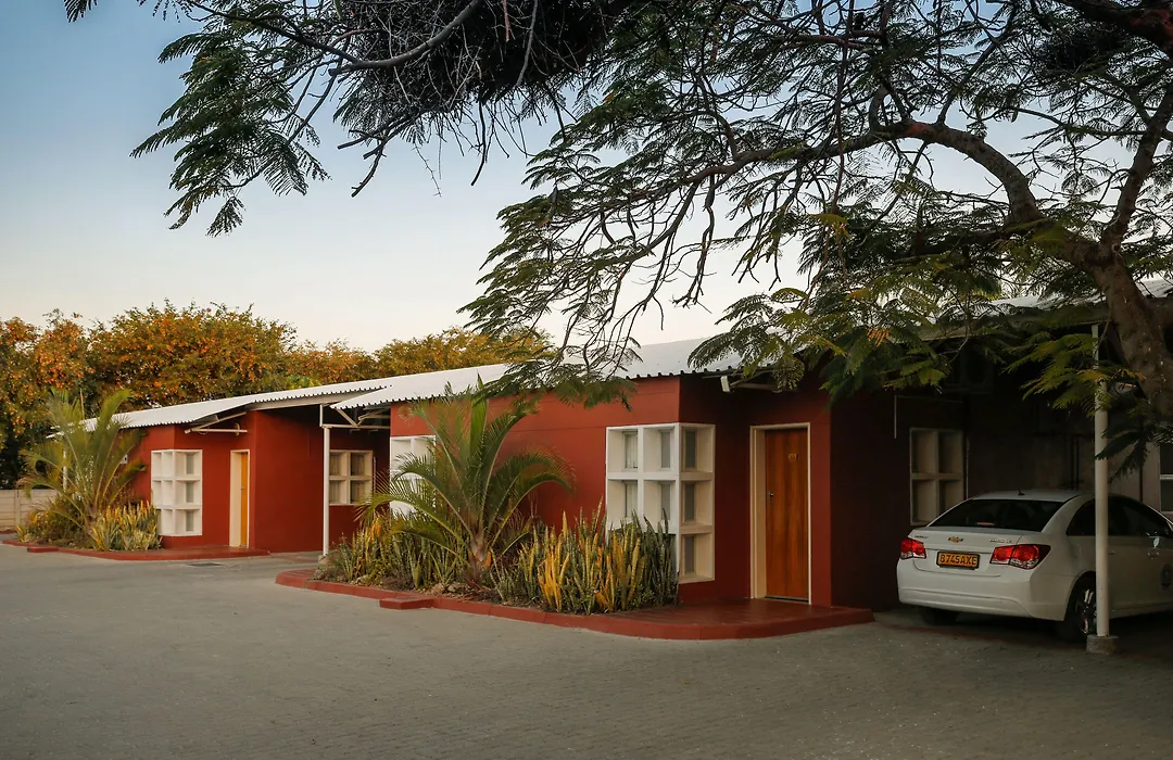 Mokoro Lodge-1