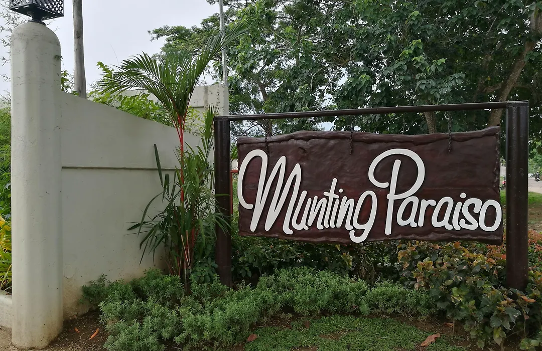 Munting Paraiso-1