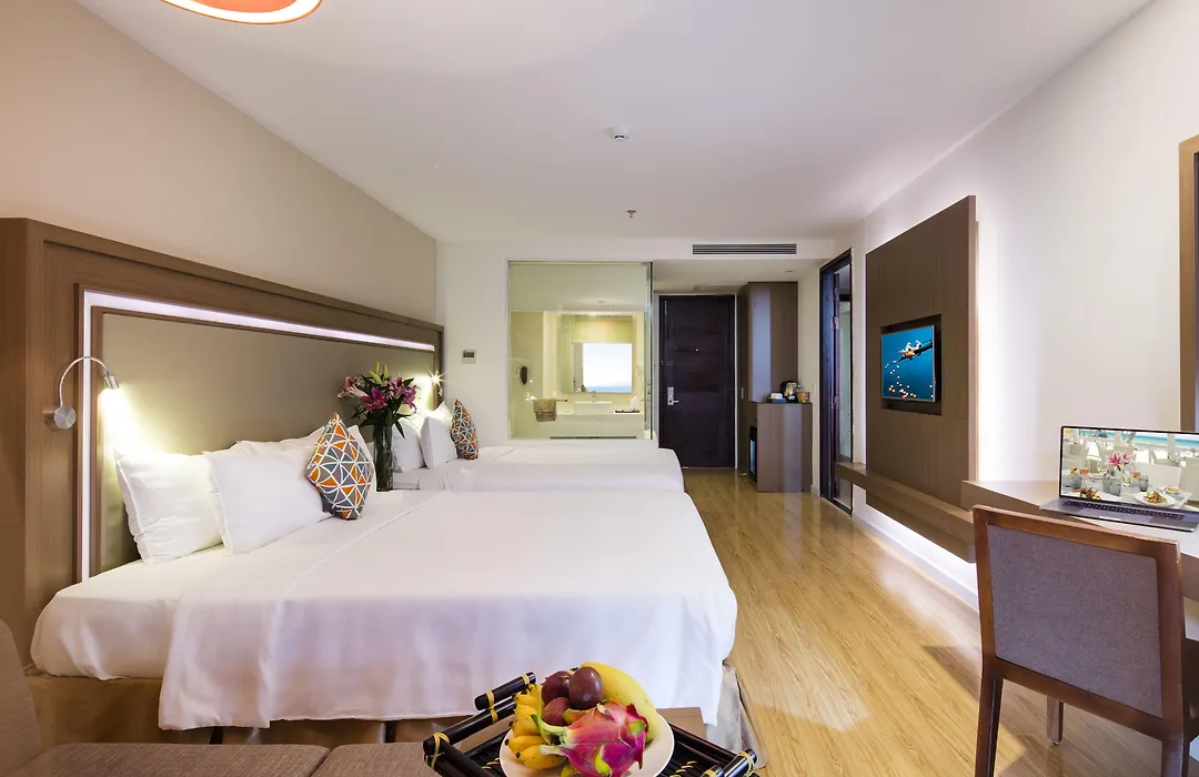 King Town Grand Hotel & Wedding Center-1