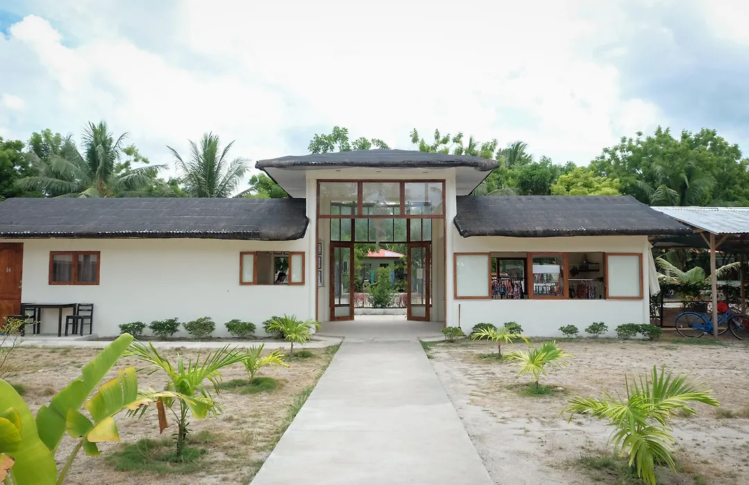 La Playa Estrella Beach Resort-1
