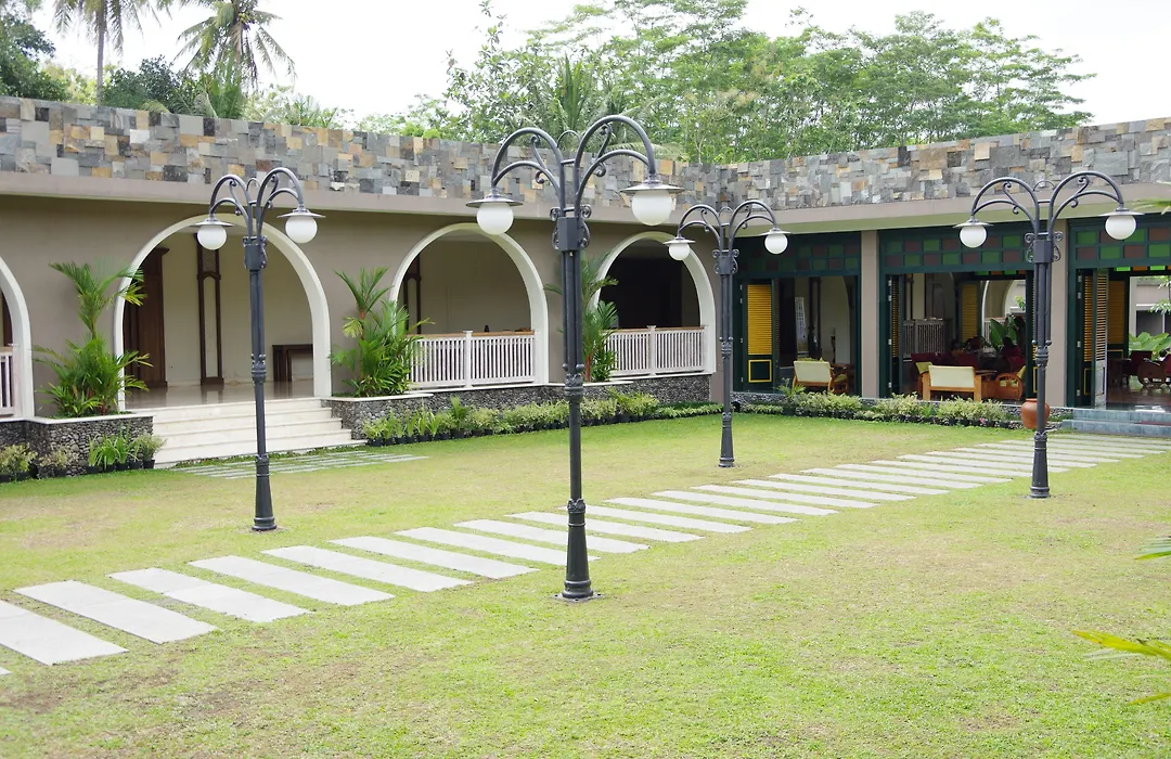 The Westlake Hotel & Resort Yogyakarta-1