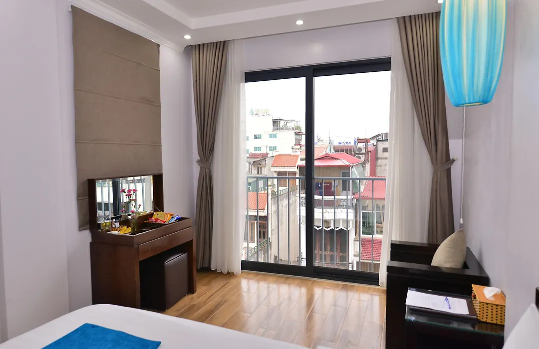 Bella Premier Hotel & Rooftop Skybar-1