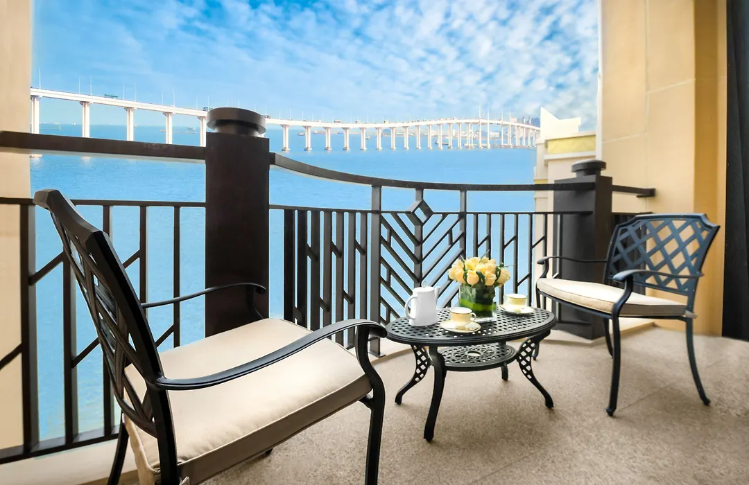 Legend Palace Hotel-1