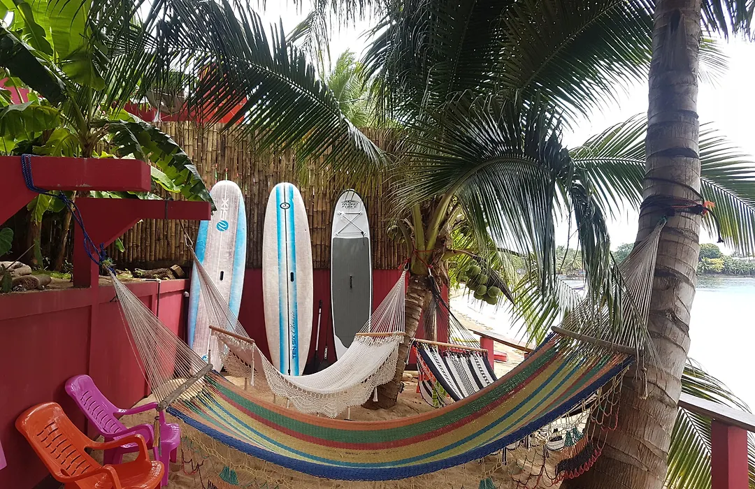 Las Palmeras Beachfront Hotel-1