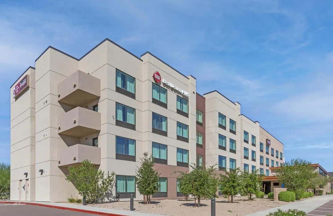 Best Western Plus Executive Residency Phoenix North Happy Valley-1