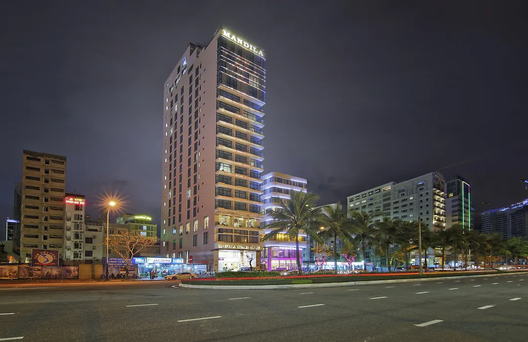 Mandila Beach Hotel Danang-1