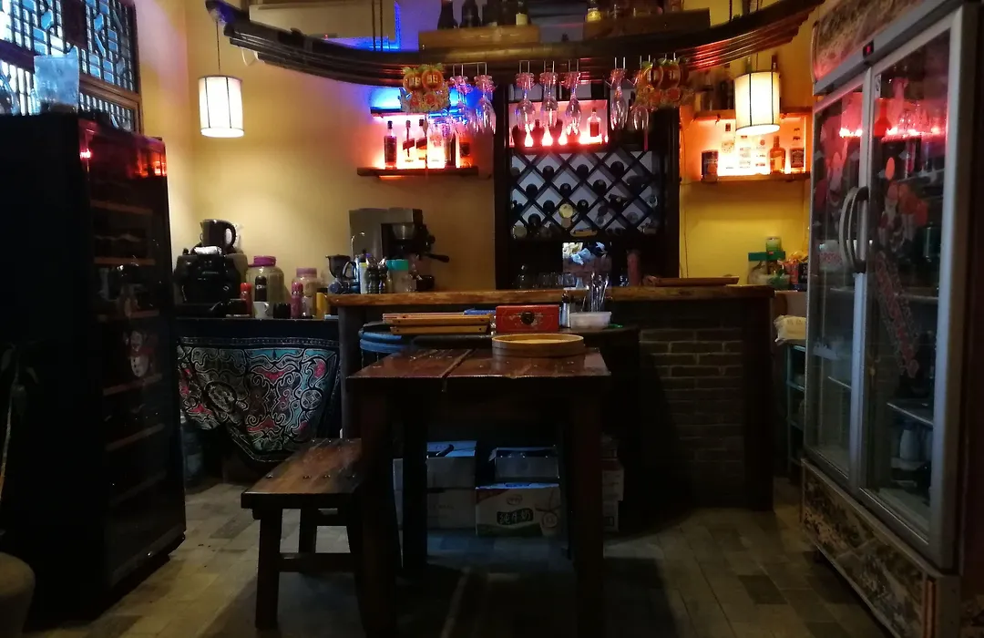Yangshuo Tea Cozy-Free One Way Pick Up Service Over 4 Nights, English Speaking, Yulong River Location,Laundry Service,Swimming Pool, Bicycle Rent-1