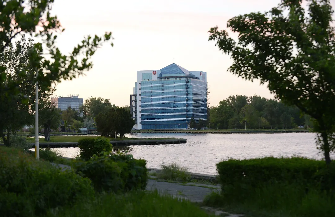 Ramada By Wyndham Constanta-1
