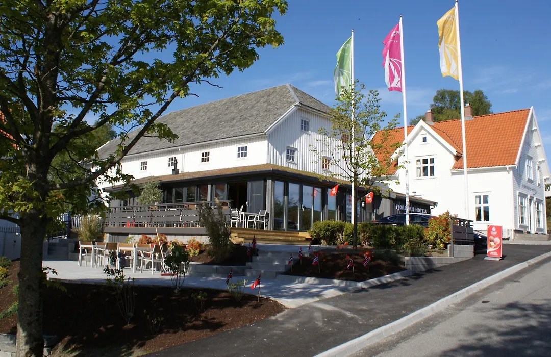 Fjordbris Hotel-1