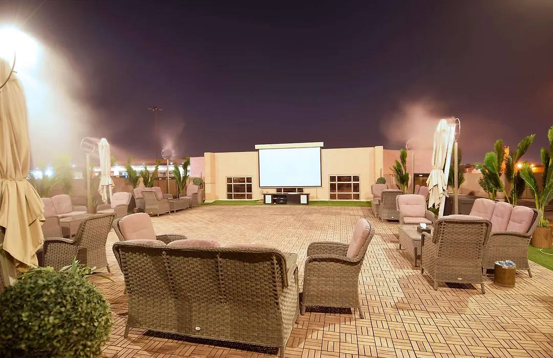 Best Plus Aurora Hotel-1