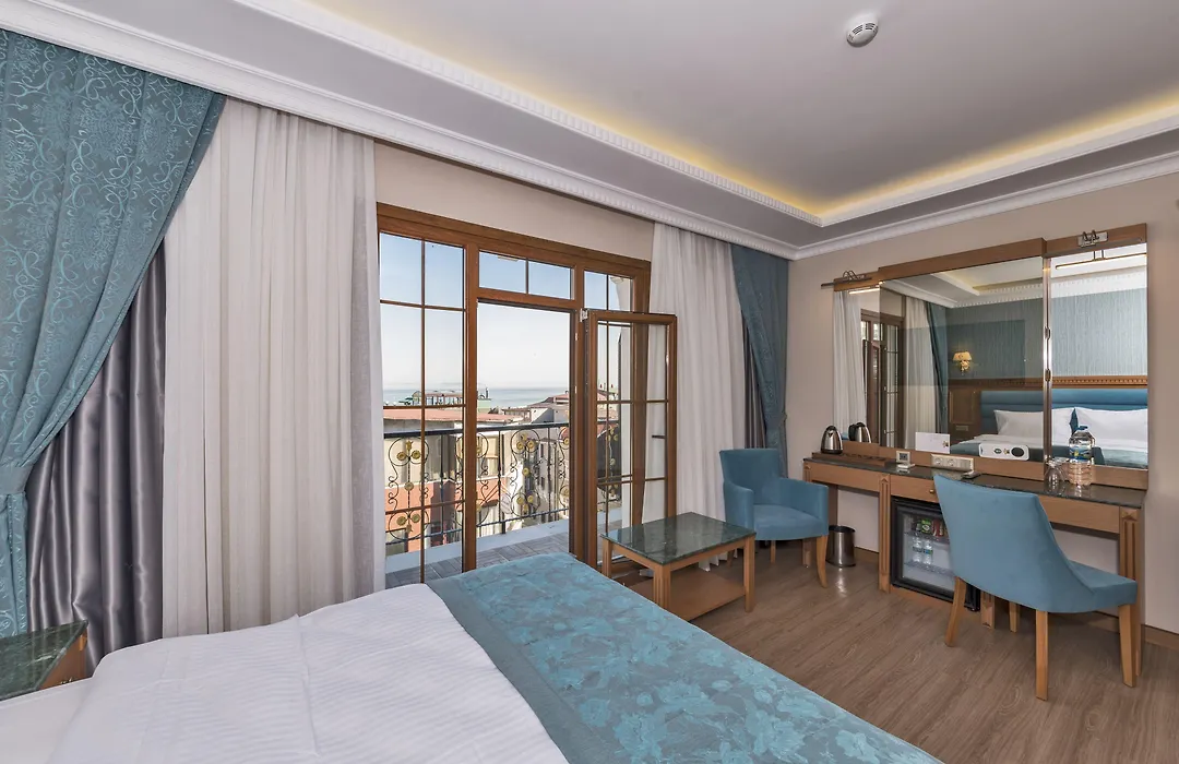 Magnaura House Hotel-1