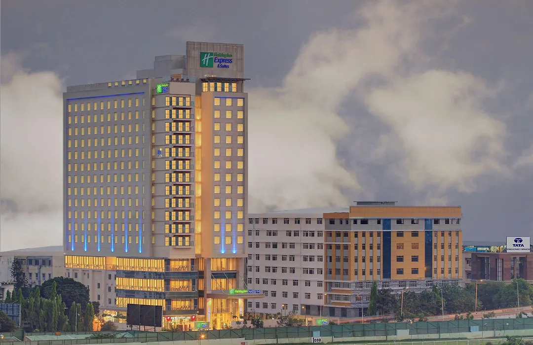 Holiday Inn Bengaluru Racecourse By Ihg-1