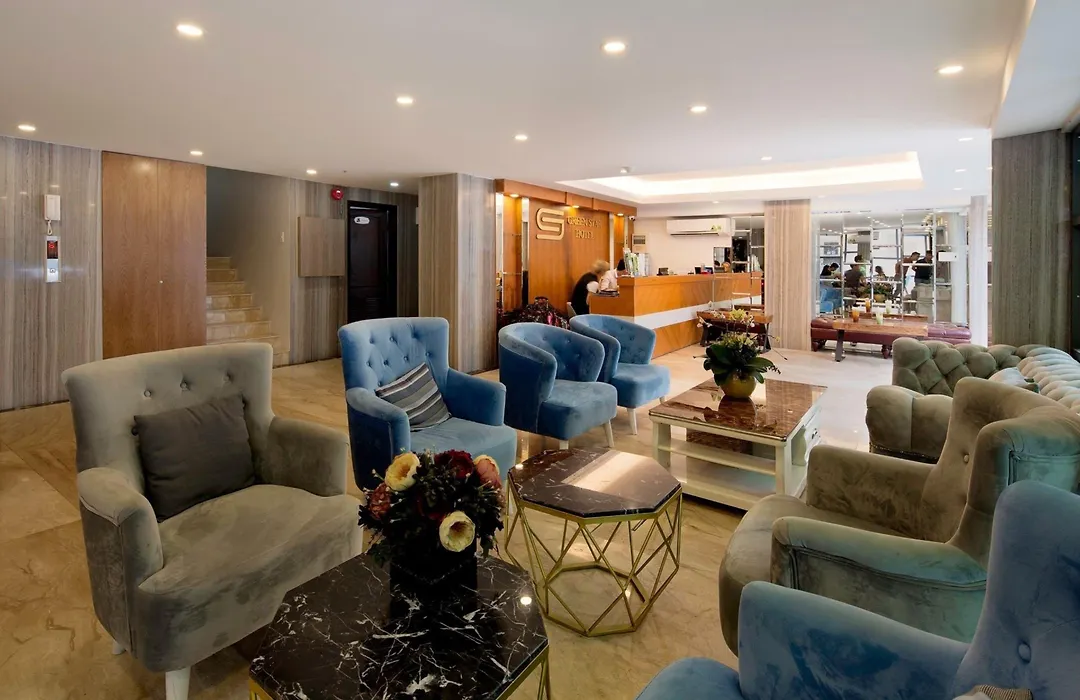 Green Star Hotel-1
