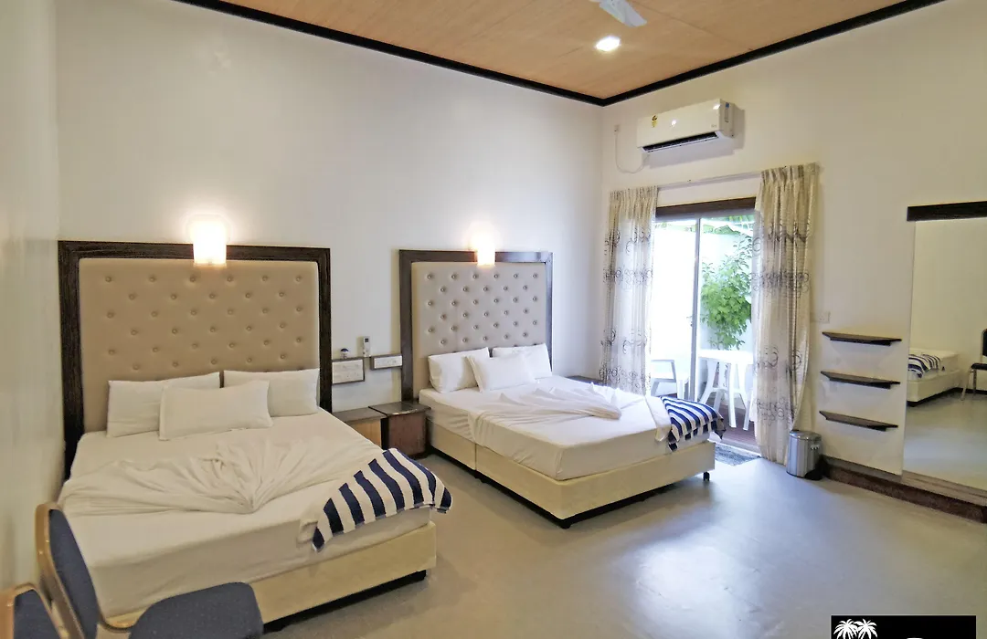 Thoddoo Inn-1