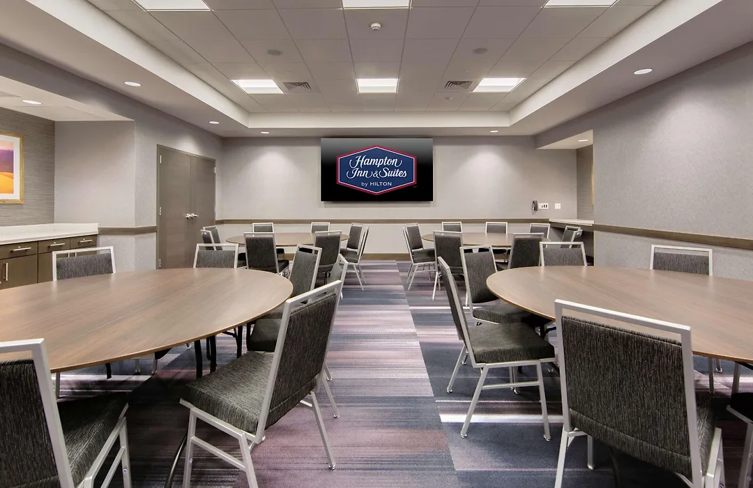 Hampton Inn & Suites Fort Worth Downtown-1