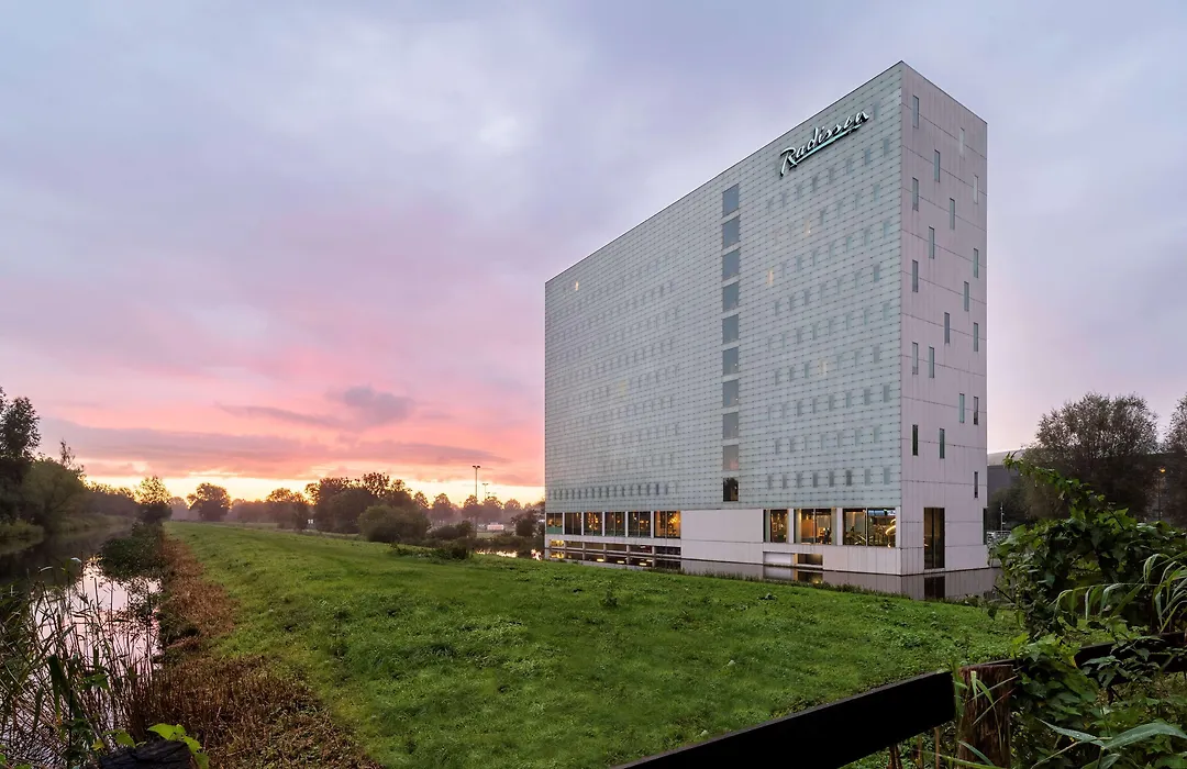 Radisson Hotel & Suites Amsterdam South-1