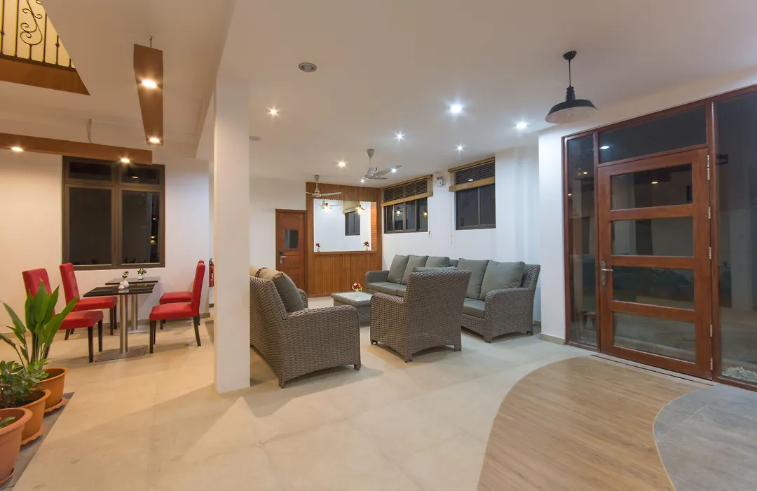 Paguro Beach Inn-1