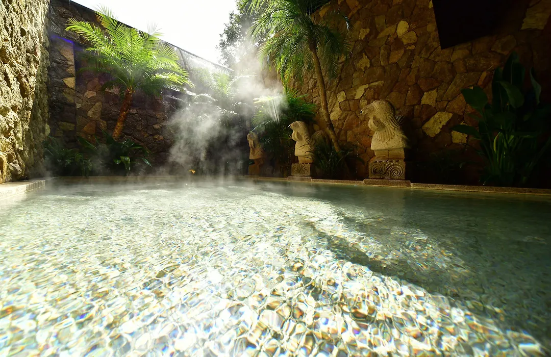 Balinese Onsen Ryokan Hakone Airu-1