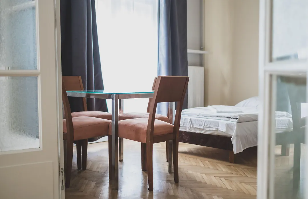 Cybulskiego Guest Rooms-1