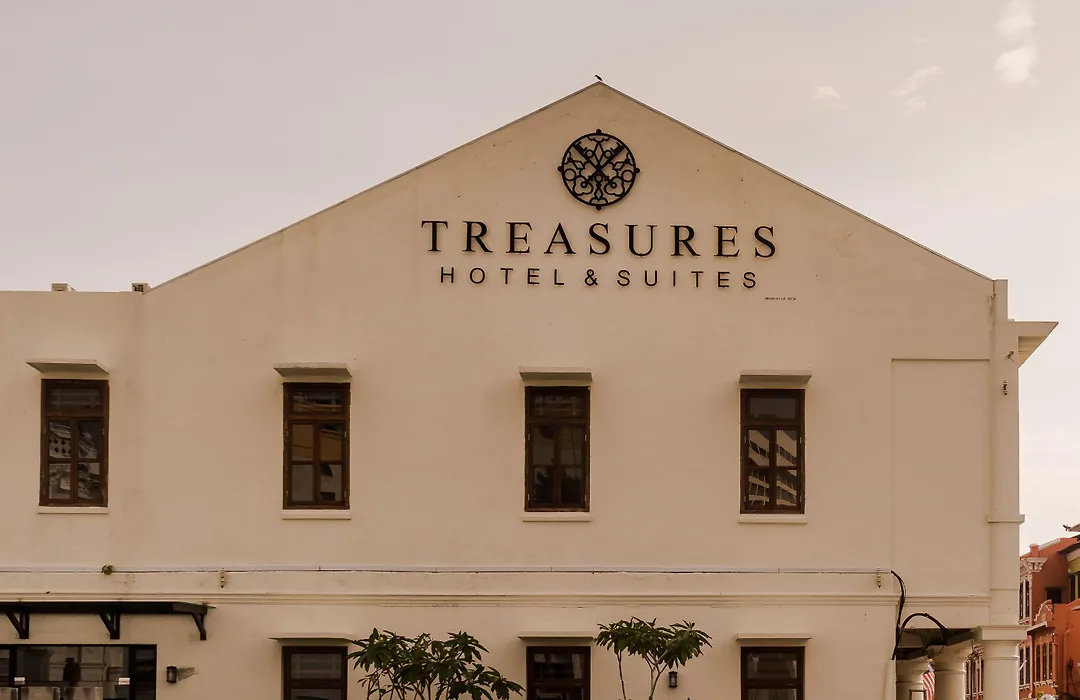 Treasures Hotel And Suites-1