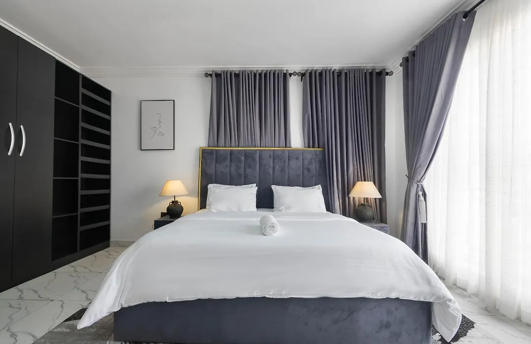 Oniru VI Br 3Ba - Spacious, Fast Wifi, Pool, Free Parking-1