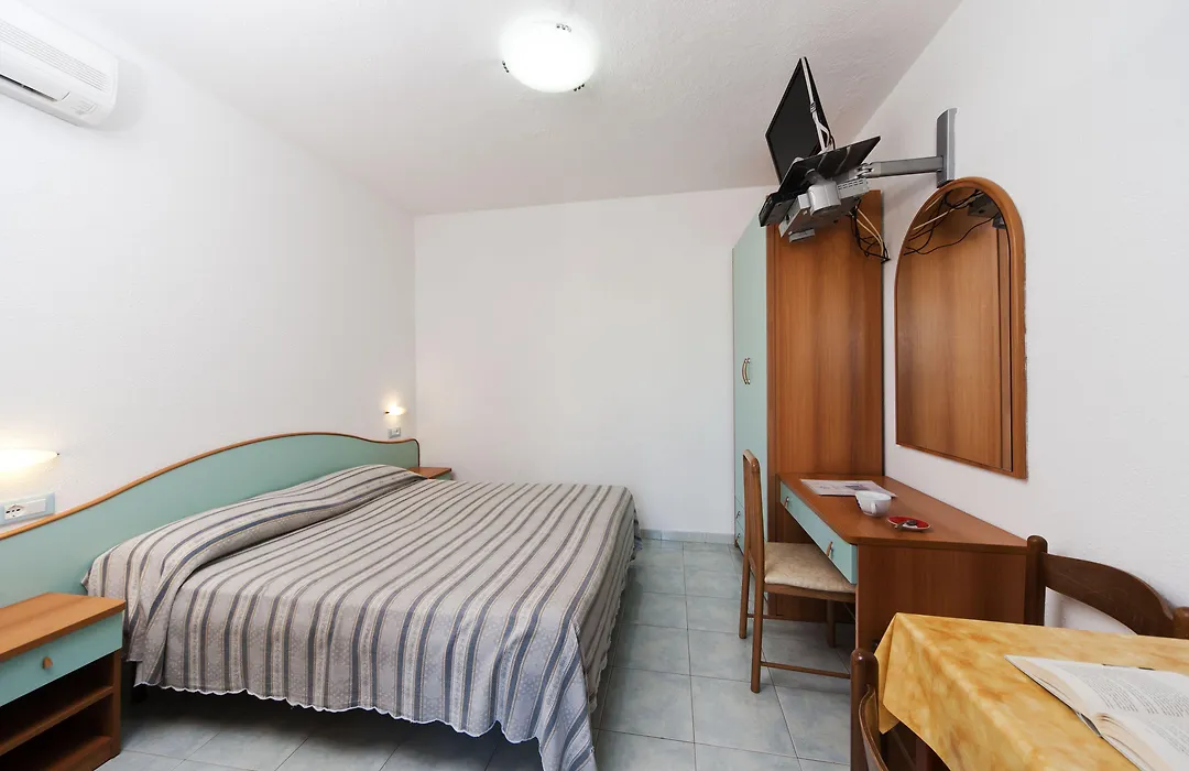 Residence Hotel La Rotonda Sul Mare-1