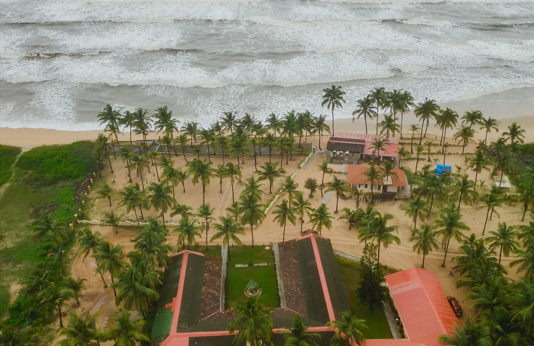 C Roque Beach Resort-1
