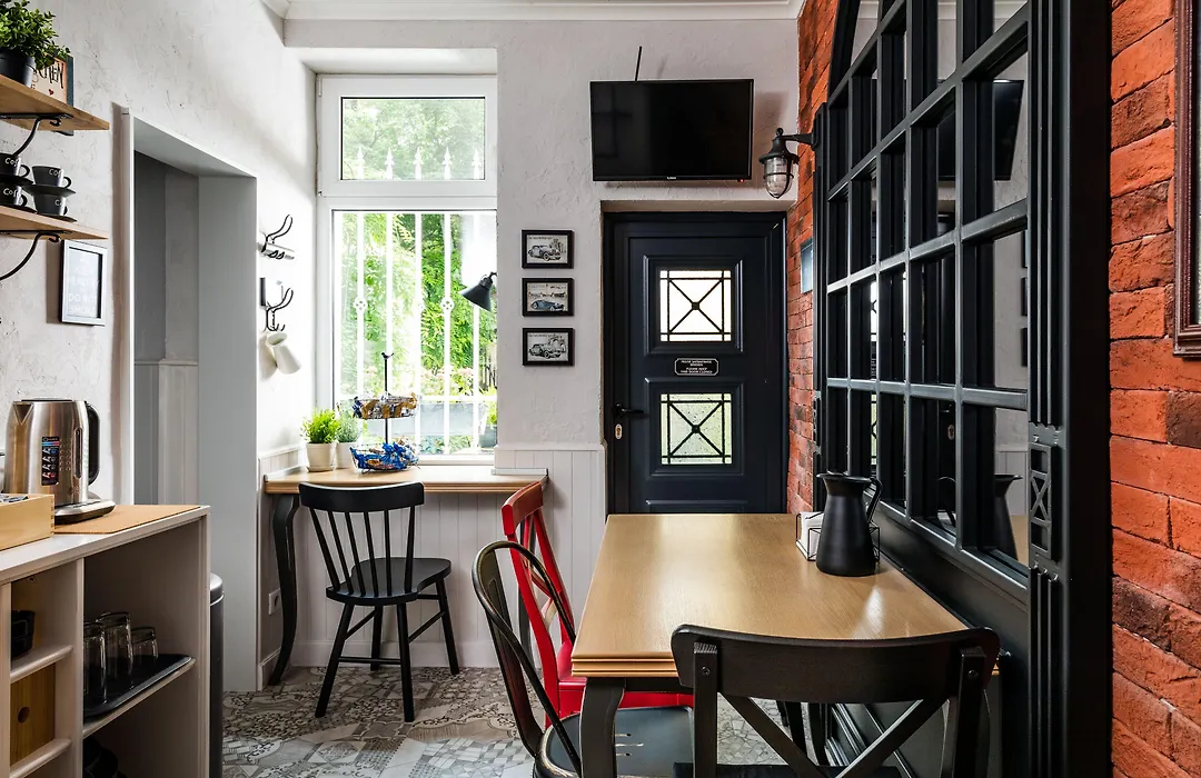 5 Vintage Guest House-1