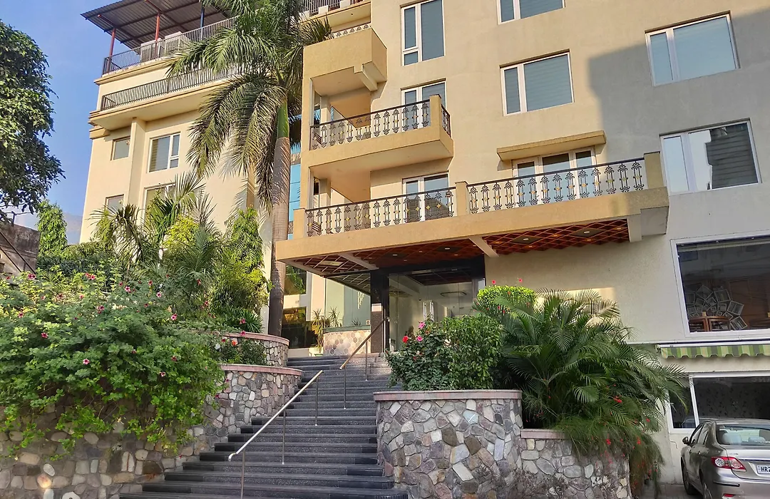 Holy River Hotel-1