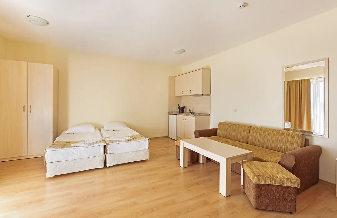 Serena Residence Aparthotel-1