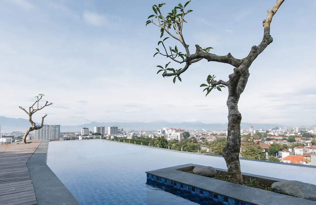 Janevalla Bandung-1