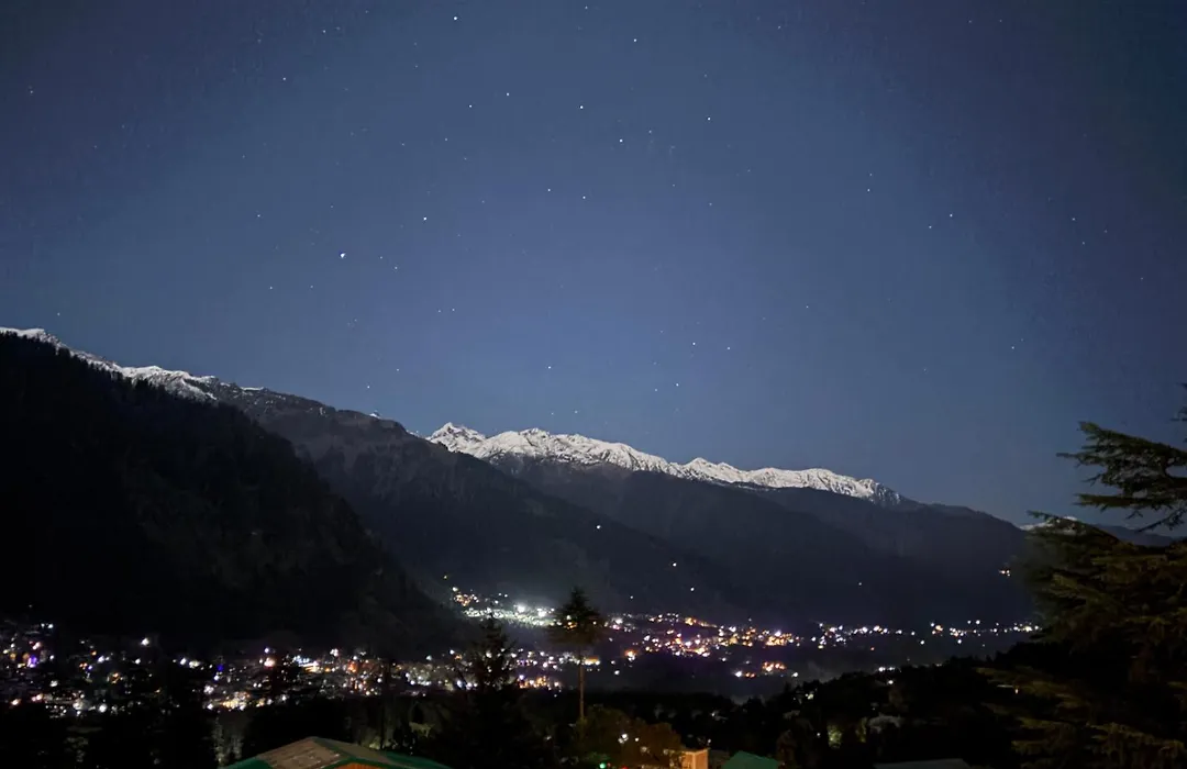 The Suraj Cottage Manali ! Private Parking ! Bonfire ! Playing Zone ! Near Mall Road-1
