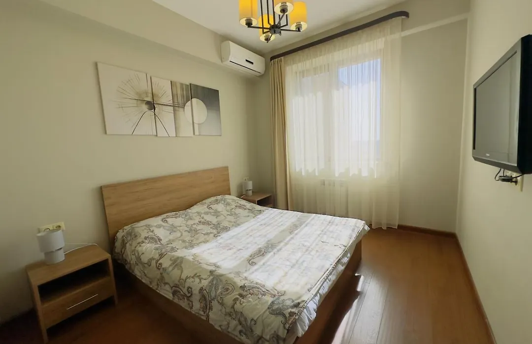 Orange Apartments-1