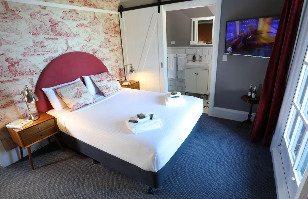 The North Sydney Hotel-1