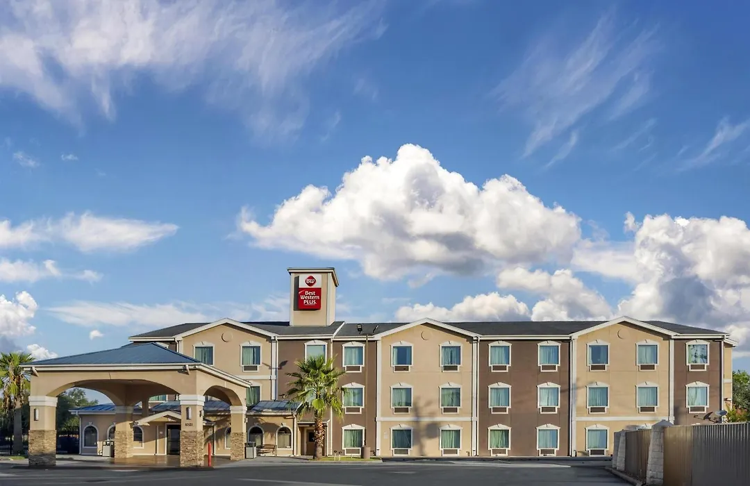 Best Western Plus Heritage Inn & Suites Houston,Pasadena,Deer Park,Channelview-1