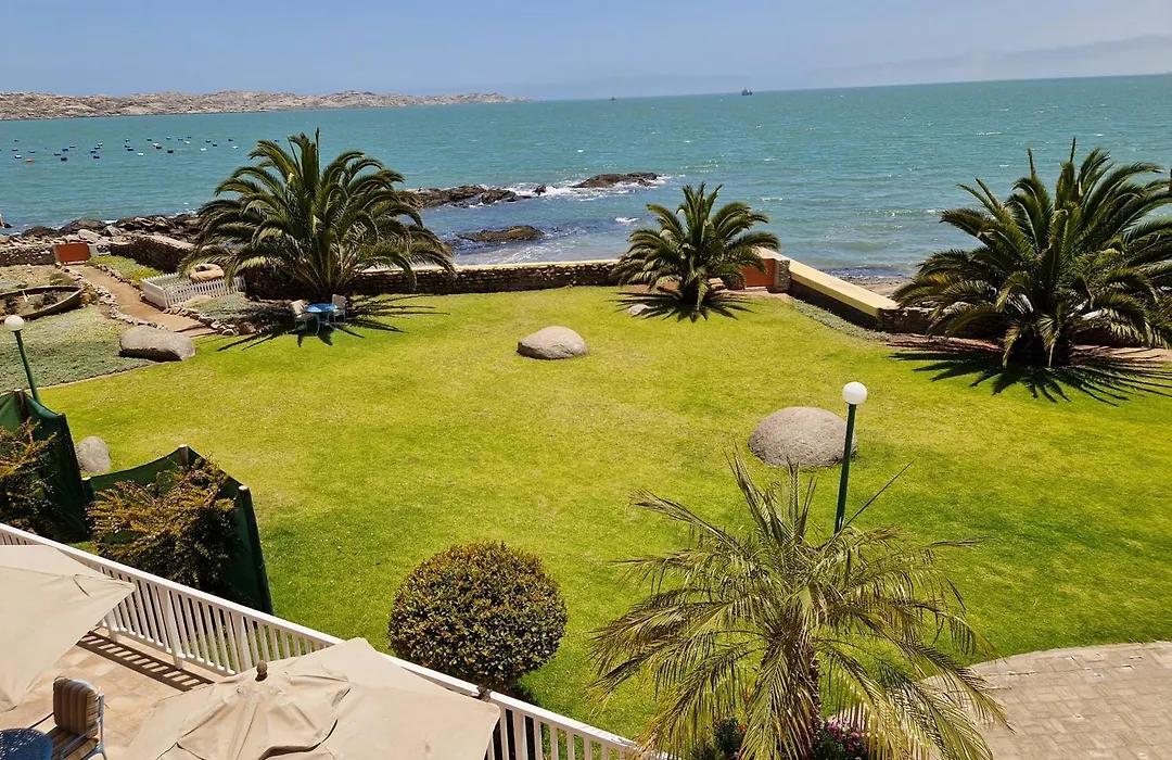 Luederitz Nest Hotel-1