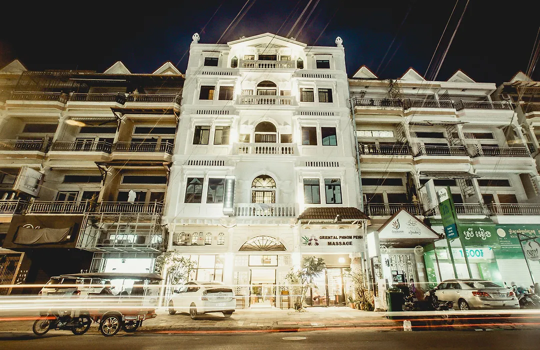 Grand Elevation Hotel-1