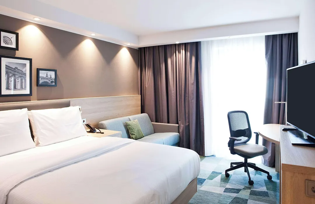 Hampton By Hilton Berlin City East Side Gallery-1