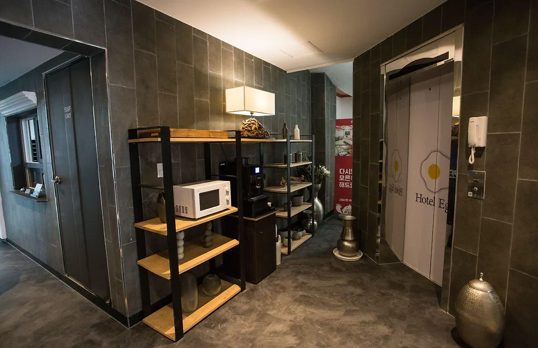 Hotel Egg-1