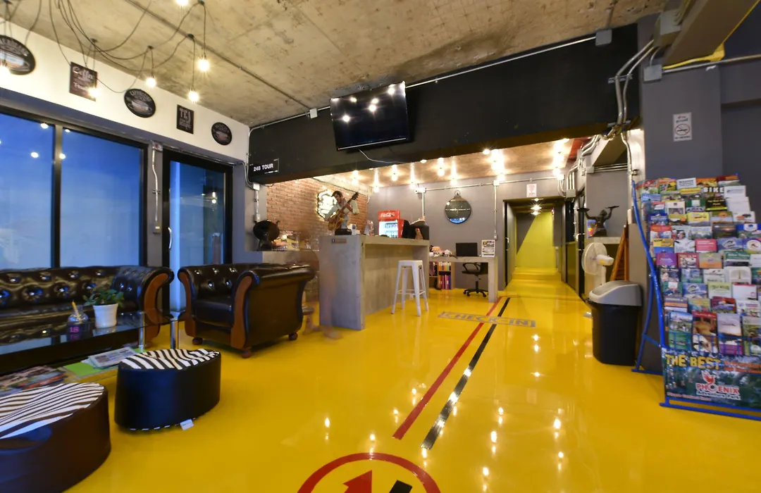 248 Street Hostel-1