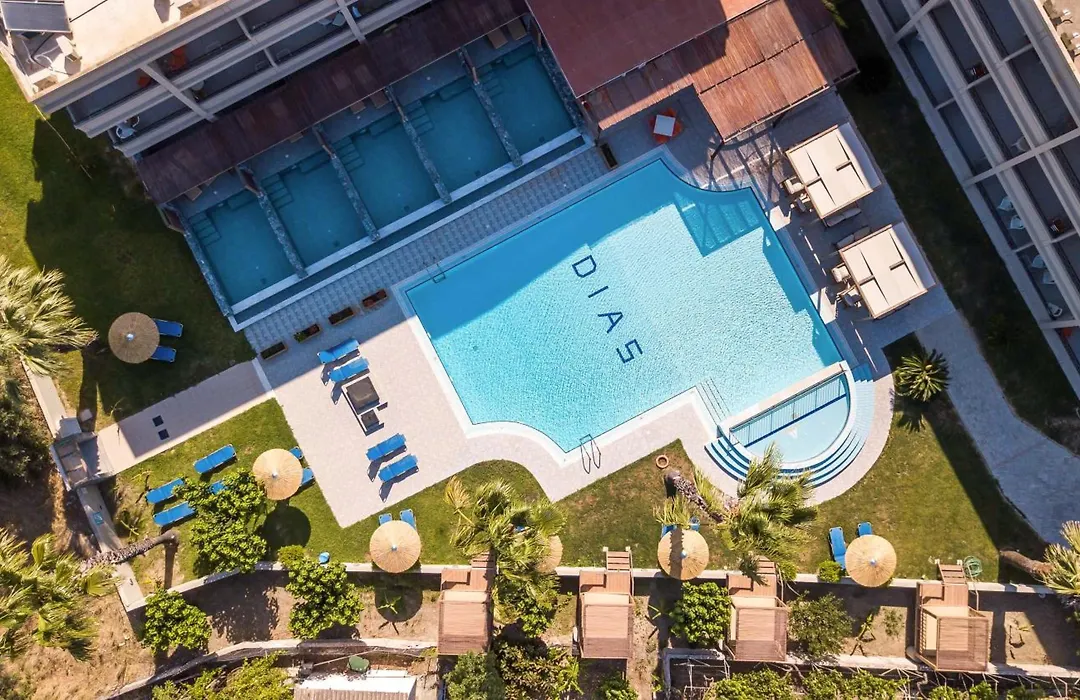 Dias Studios & Suites-1
