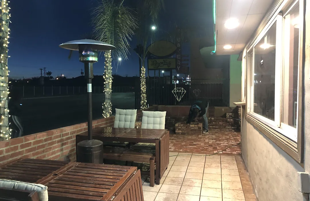 Desert Moon Motel-1