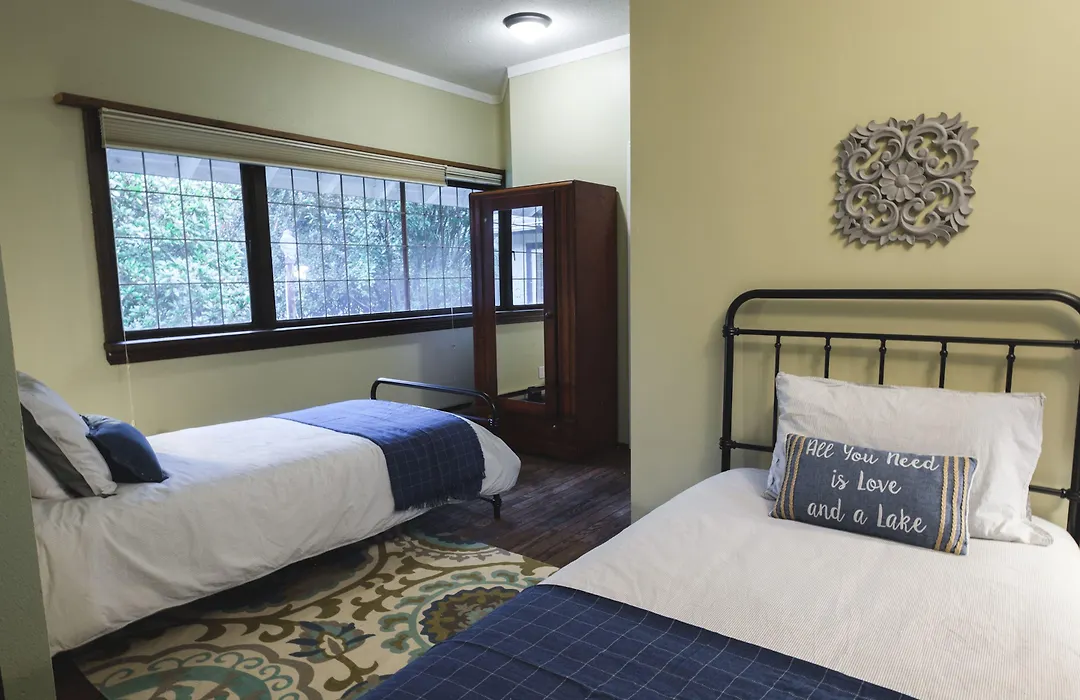 Bramblebank Cottages-1